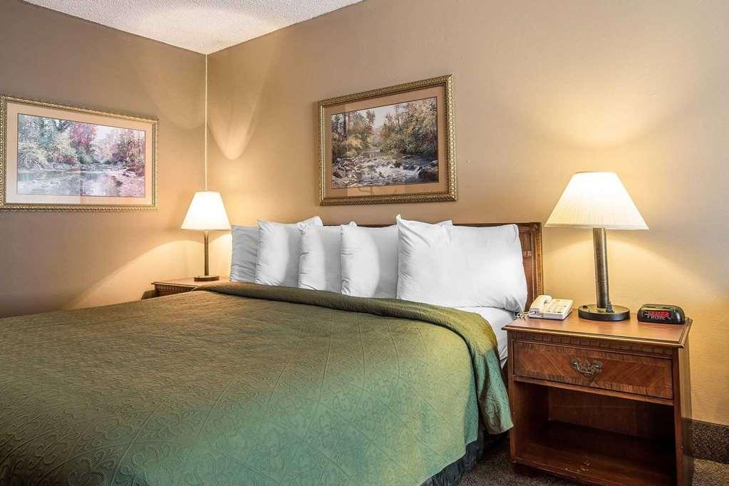 Quality Inn & Suites Mt Chalet Клейтон Номер фото