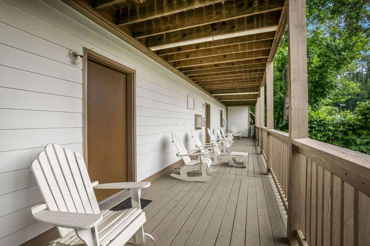 Quality Inn & Suites Mt Chalet Клейтон Екстер'єр фото