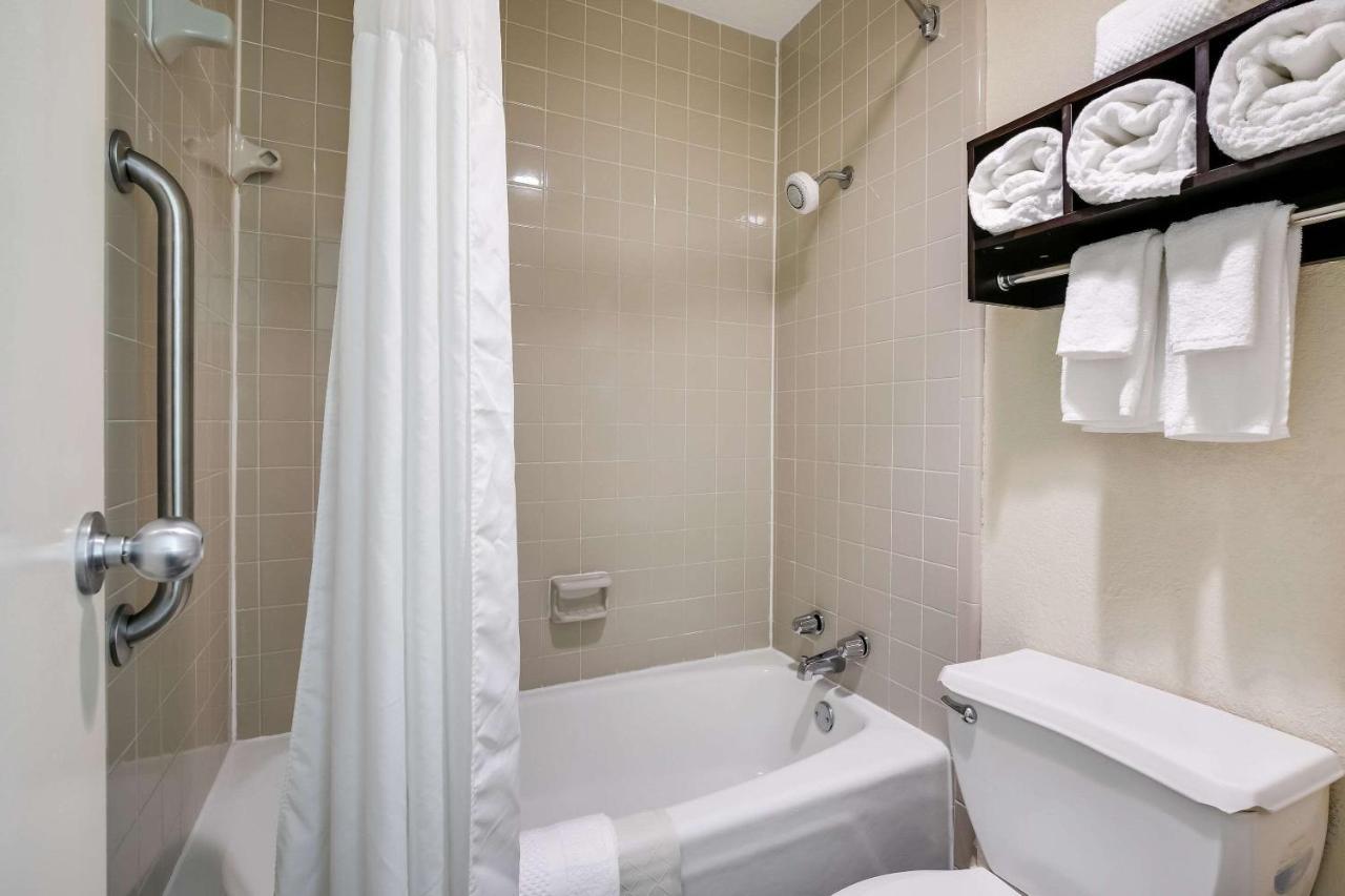 Quality Inn & Suites Mt Chalet Клейтон Екстер'єр фото
